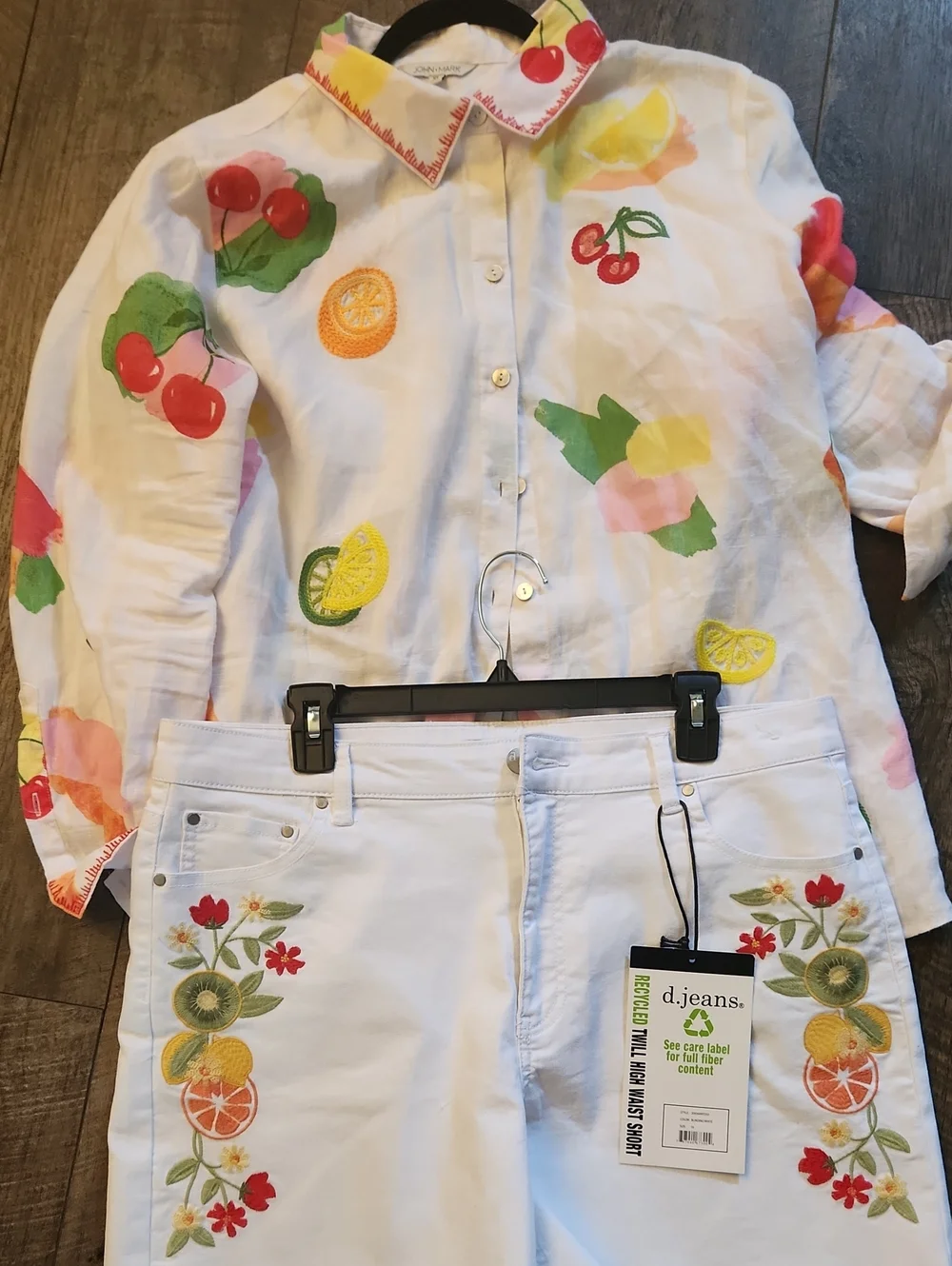 d. jeans White Women's High-Rise Shorts with Fruit & Floral Embroidery
